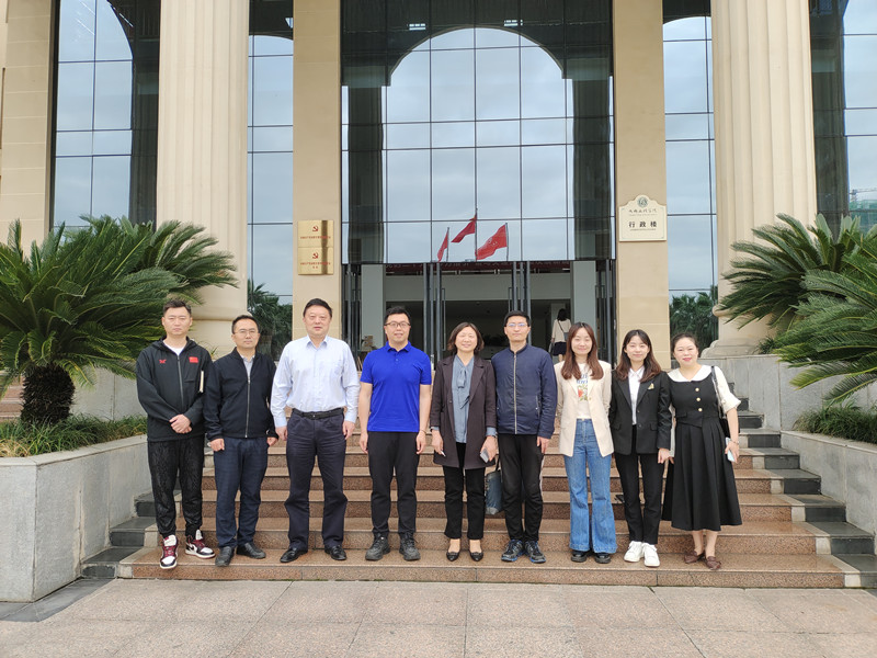 四川文理学院康养产业学院、医学院彭时敏书记一行到体育与医护学院交流座谈