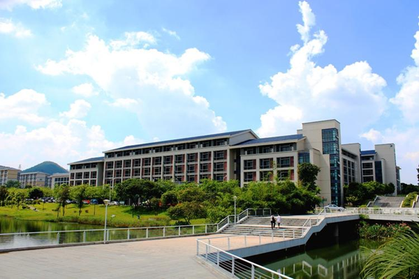 我校表演系受邀赴东莞城市学院进行访学交流