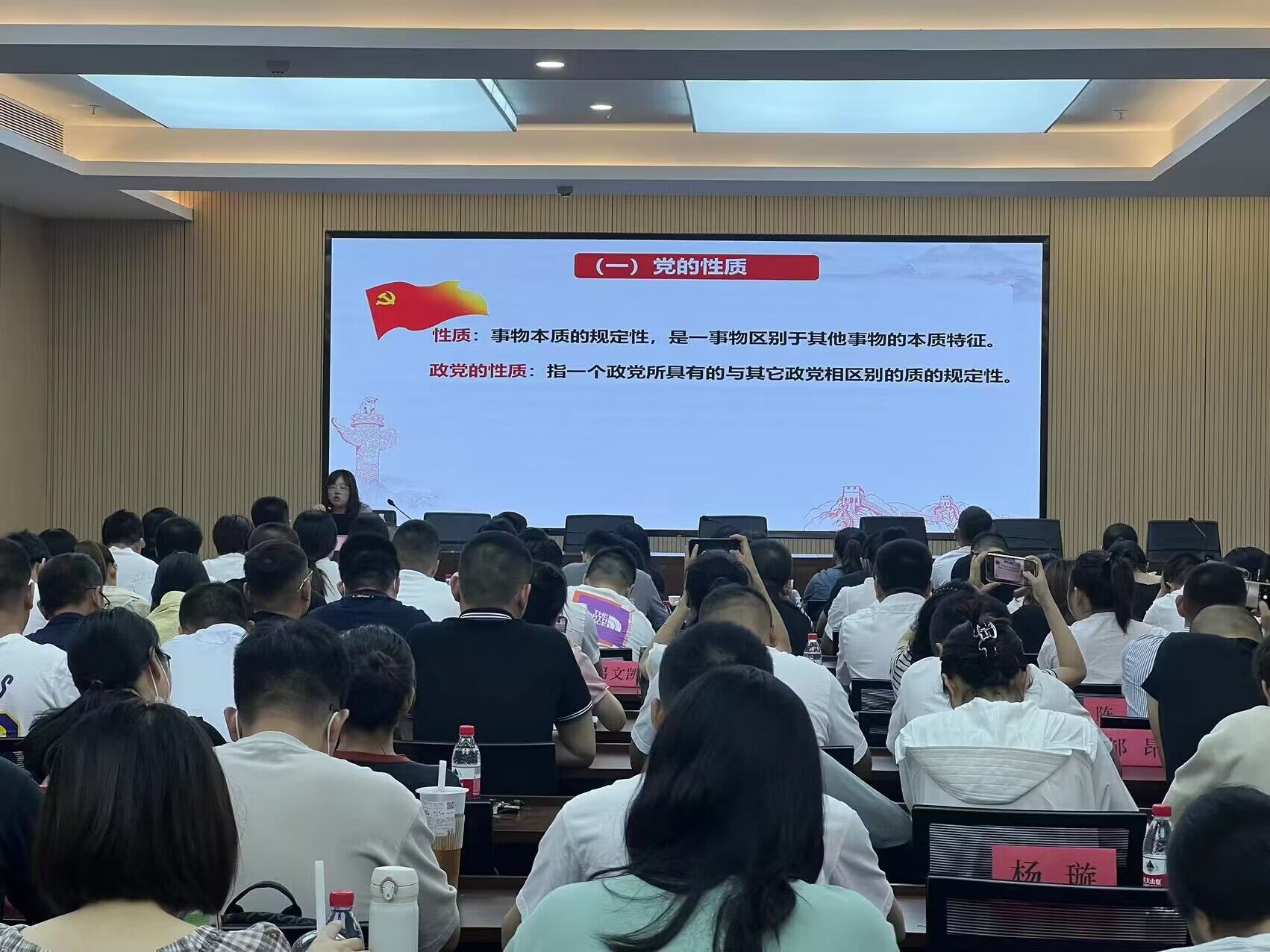 我校马克思主义学院求是宣讲团深入江夏区国资系统讲党课