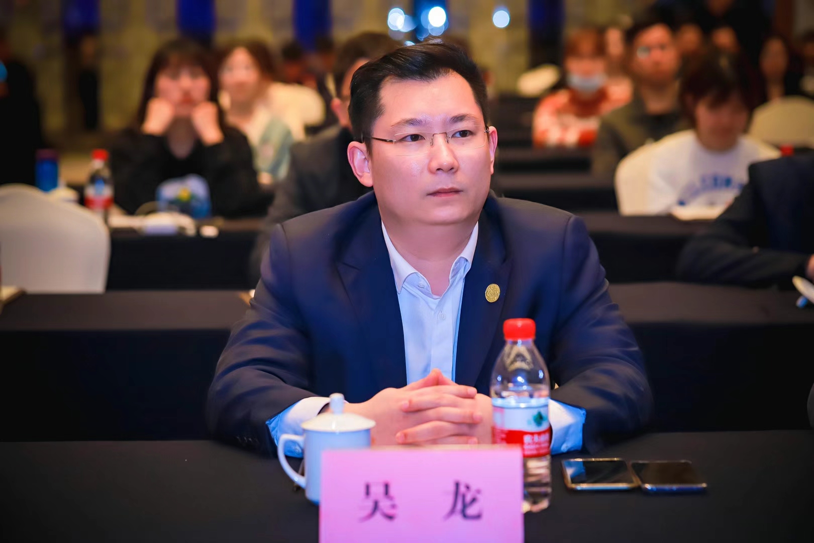 优秀校友 | 吴龙:坚持本心,探索自己的道路