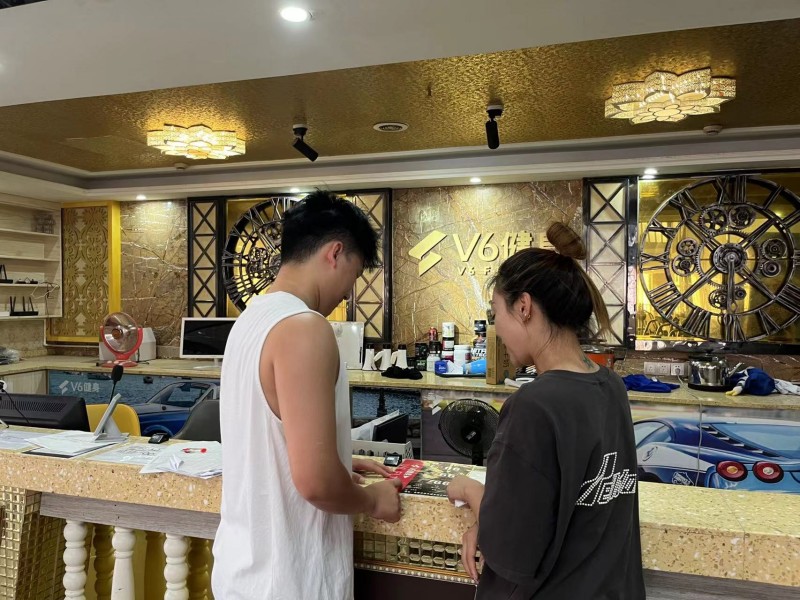体育与医护学院到成都威牛健身服务有限公司开展“访岗拓岗”促就业活动