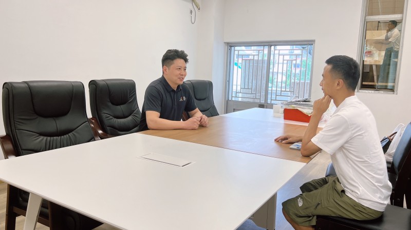 体育与医护学院走访成都旗胜体育文化传播有限公司