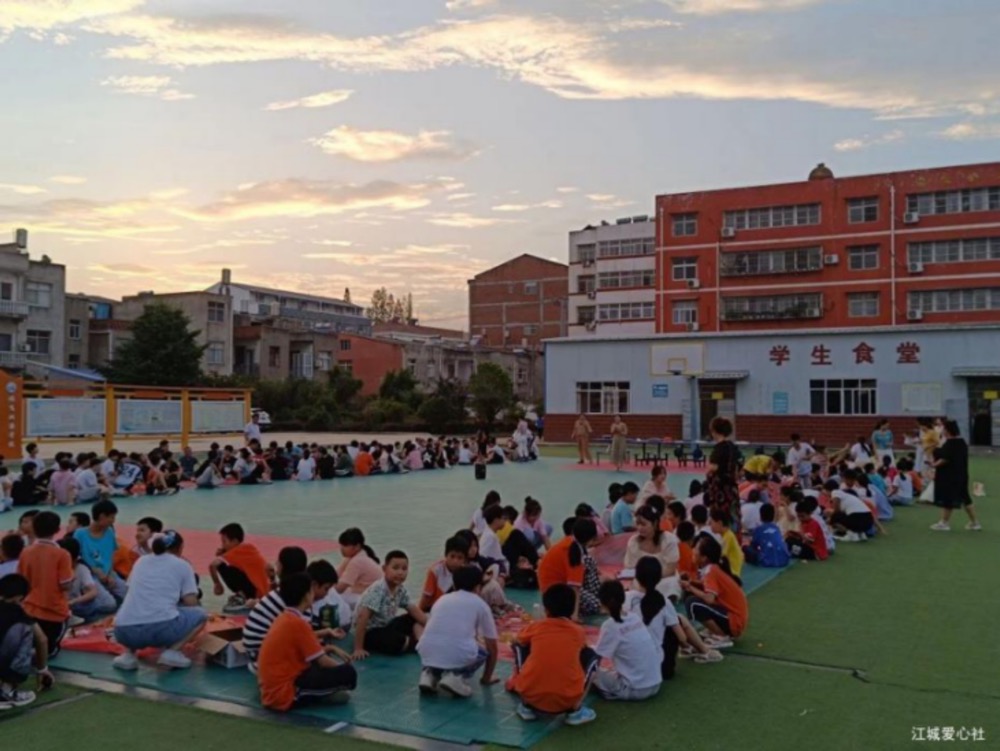 青春返家乡 传承风信子|五大联赛机械与工程学院风信子团队赴湖北广水开展“三下乡”社会实践活动