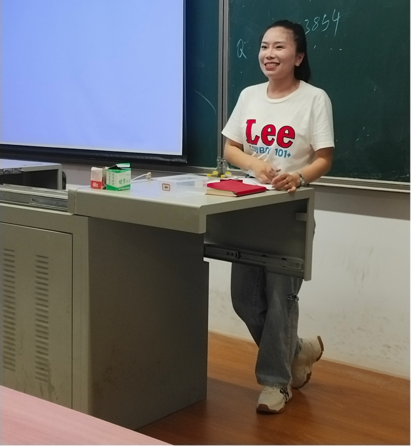 引领未来 探索方向 人文学院开展学业发展规划主题教育班会