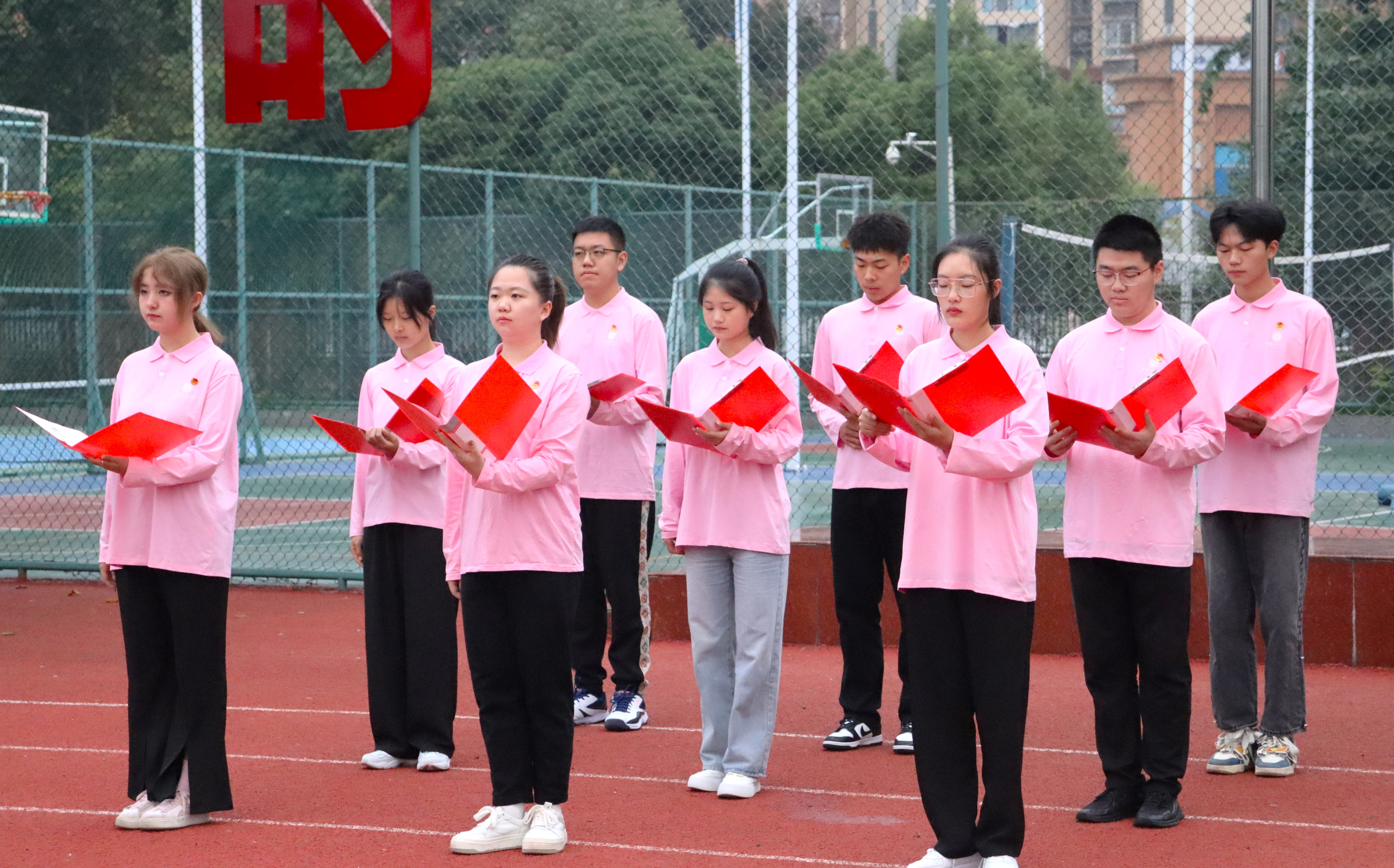【信息】信息工程学院与经济管理学院举行升旗仪式