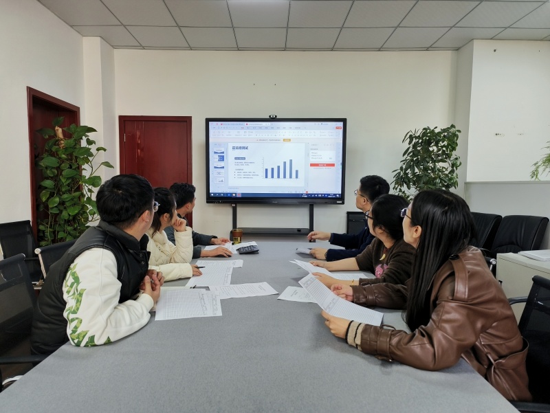 信息工程学院召开“首届四川省大学生职业规划大赛”初赛评审会
