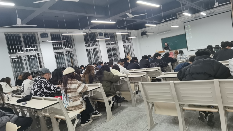 信息工程学院开展产业学院实践项目人才培养宣讲会