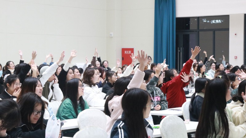 文法学院举办第七届新锐演讲比赛