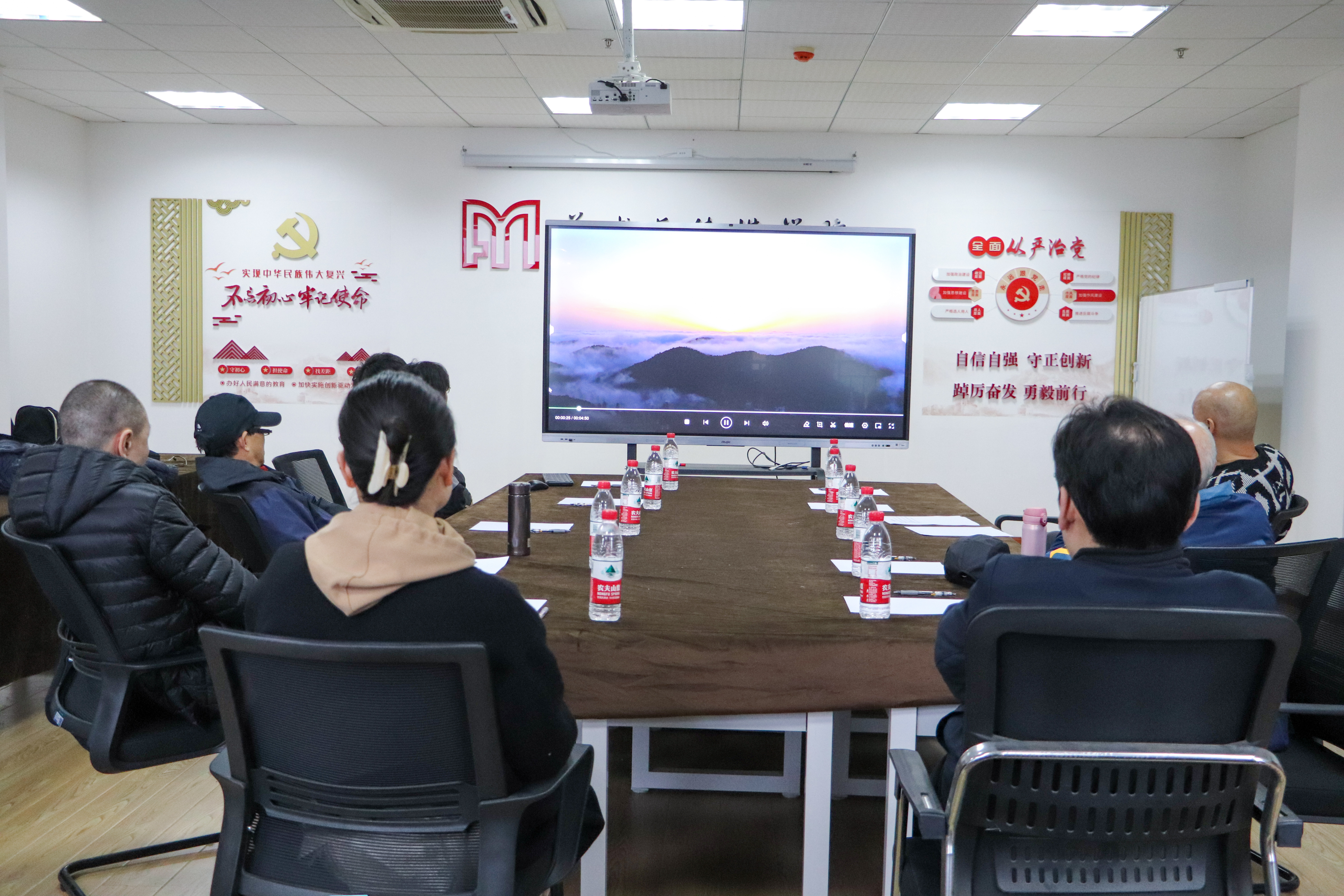 湖北省高校摄影艺术展评选工作在欧洲五大联赛官网举行