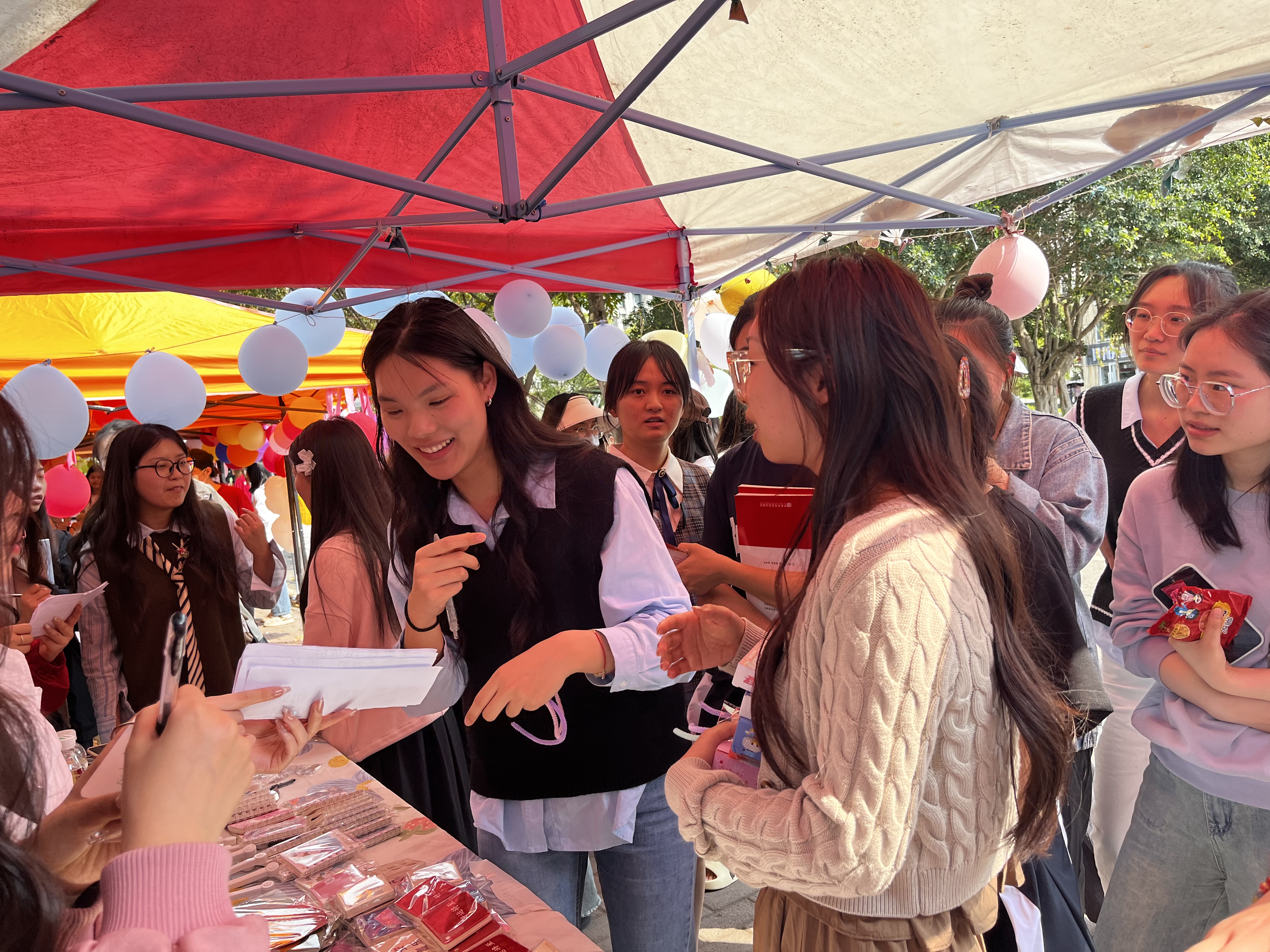 【会计】会计学院开展“5•25”学生心理健康月游园活动