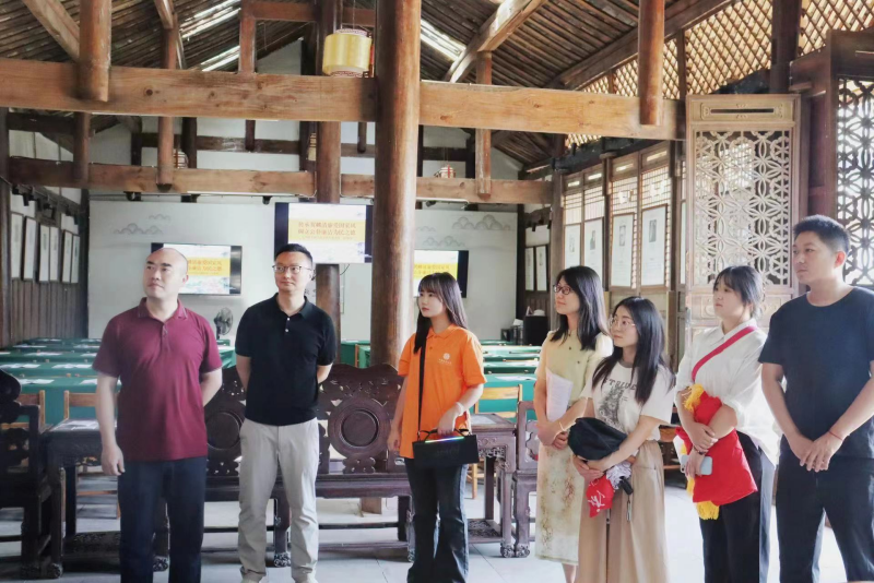 马克思主义学院与成都贺麟故居纪念馆共建实践教学基地签约仪式成功举行
