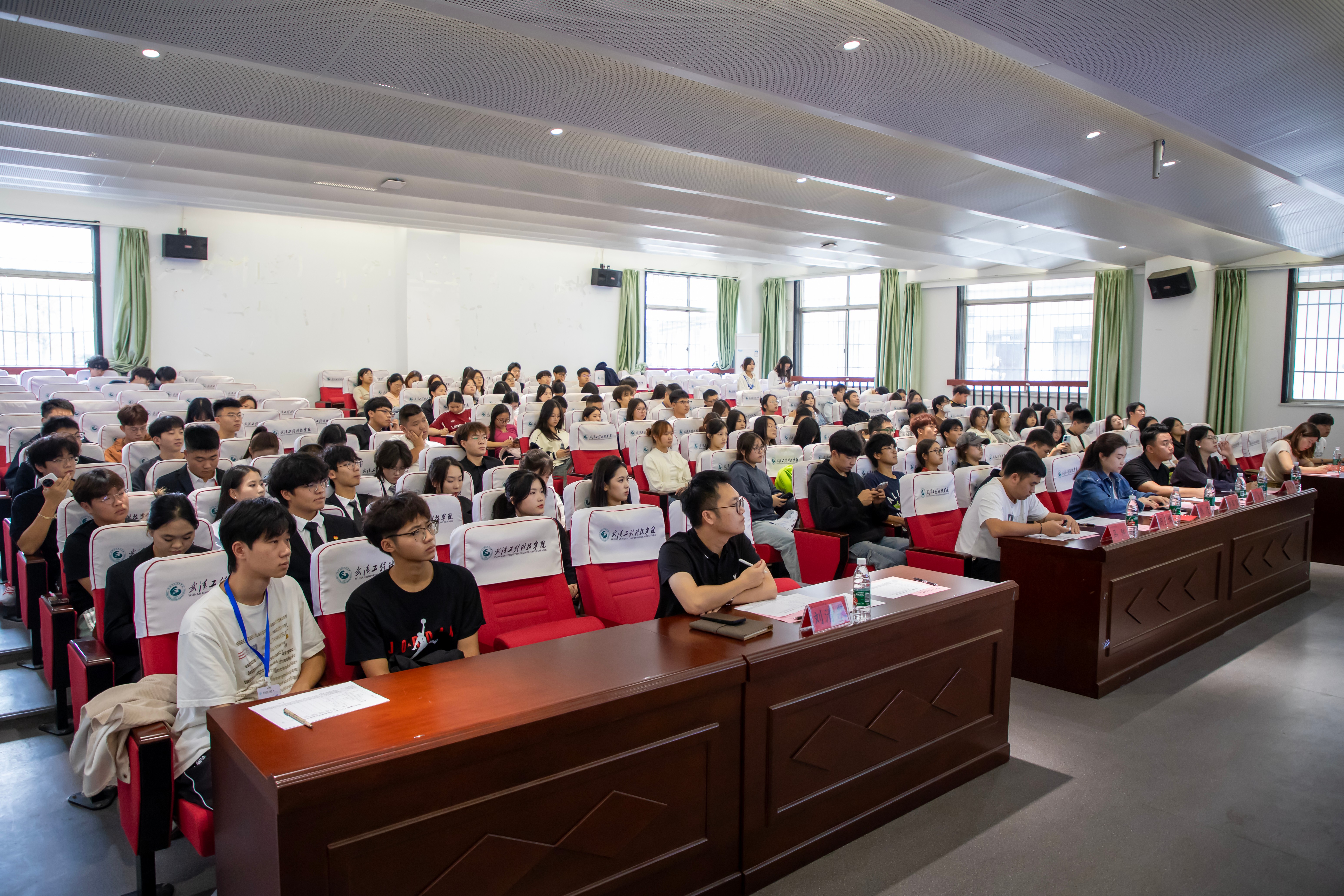 欧洲五大联赛官网2024年暑期“三下乡”社会实践校级优秀团队答辩评审会圆满结束