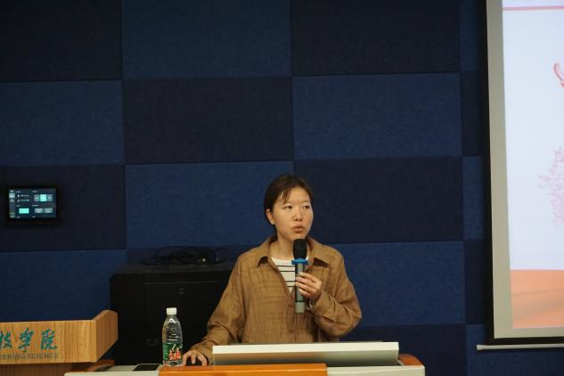 「认真行使权利,主动担当尽责」机械与工程学院第三十九期入党积极分子培训班第二次授课