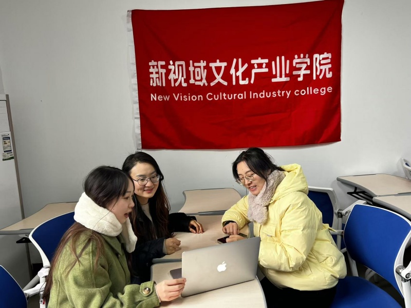 文法学院教师参加AI应用能力提升训练营