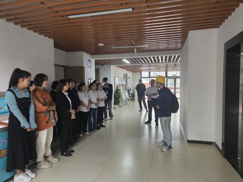 后勤保卫处成功举办电梯安全知识培训及应急救援演练