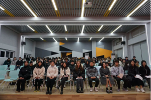 基础与外语学院开展2023-2024学年第一学期优秀学生干部暨文明宿舍表彰大会