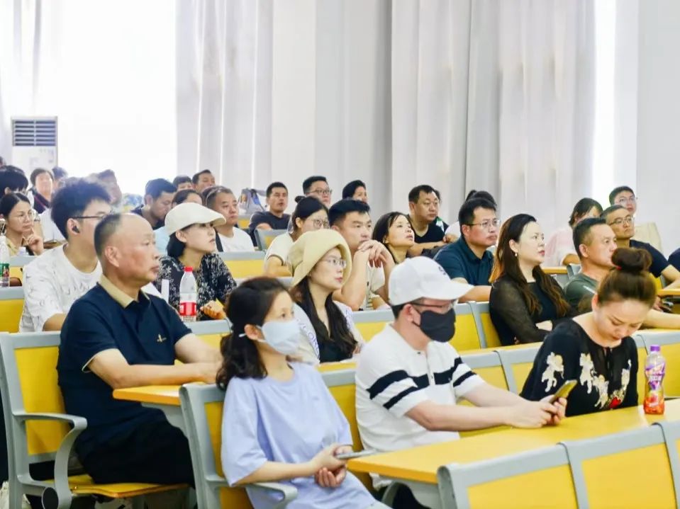 财经学院喜迎2024级新生