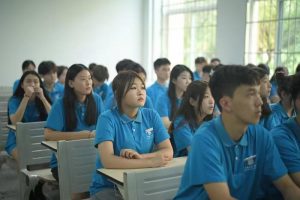 【经管】经济管理学院召开新生见面会暨专业教育