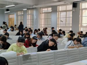 【心理】大学生心理健康辅导服务中心顺利开展新老干事复试工作