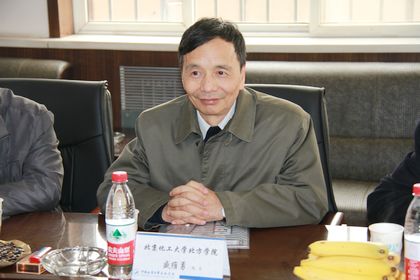 c20111117018.jpg