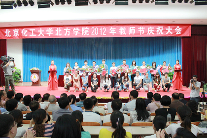 b201209110007.jpg