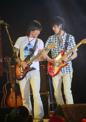 b20130530010.jpg
