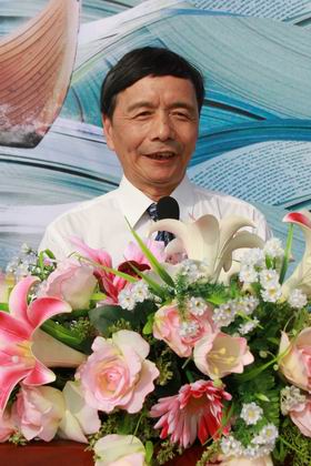 盛维勇校长 上稿.jpg