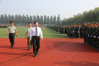 阅兵.jpg