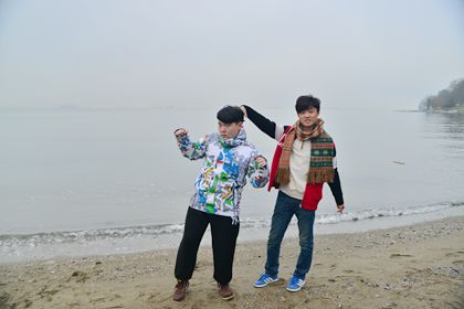 在海峡边玩耍_副本.jpg