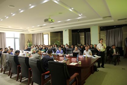 理事长作介绍.jpg