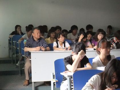 听课.JPG