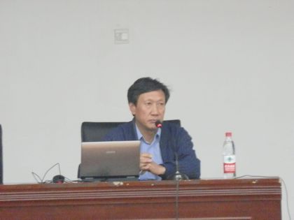 c20111026002.jpg