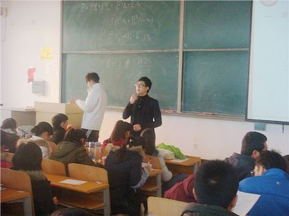 c20111209005.jpg