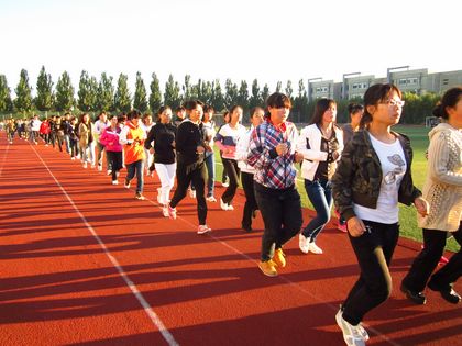 经管学院晨跑活动1.jpg
