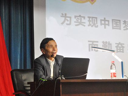 盛维勇校长_副本.jpg