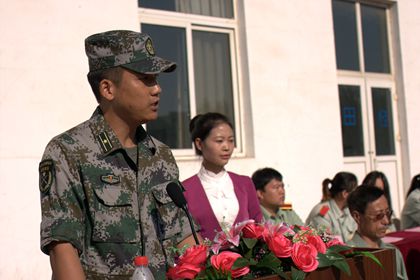 郑和团长讲话_副本.jpg