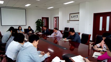 办公会照片 副本.jpg
