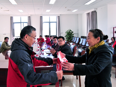 学生家长赠感谢信.jpg
