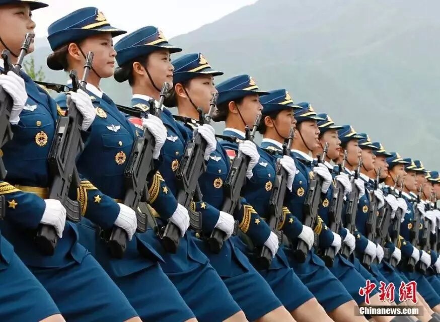 左起第三名.JPG