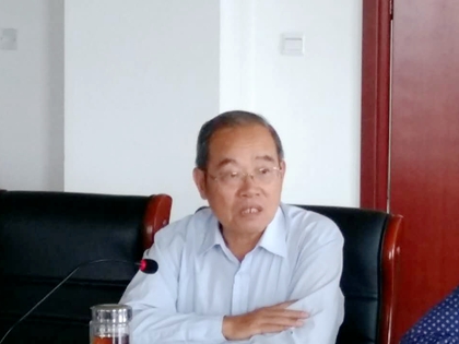 崔校长.jpg