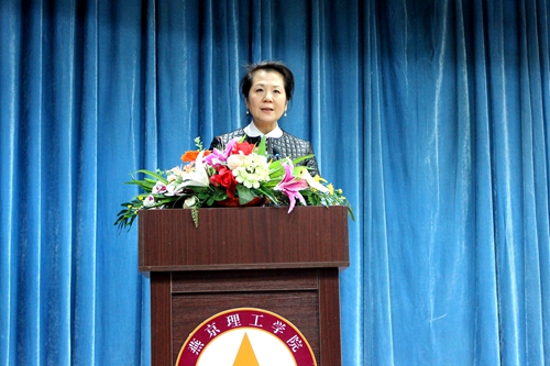 刘校长发言.JPG