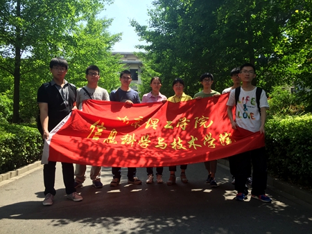 合影1.jpg