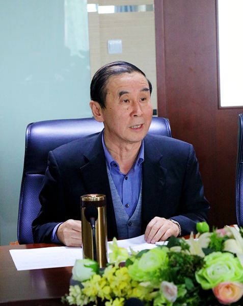 李.jpg