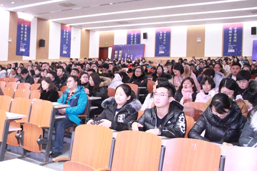 图二：参会人员认真听取培训_副本.jpg