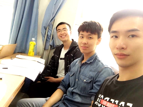 参赛人员合影.jpg